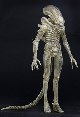 Alien - Xenomorph - Translucent Prototype Suit (51603)
