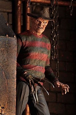 Nightmare on Elm Street 2: Freddy's Revenge - Freddy Ultimate Action Figure 18 cm (39899)