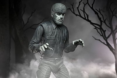 Universal Monsters - The Wolf Man (Black & White) Ultimate akční figurka 18 cm